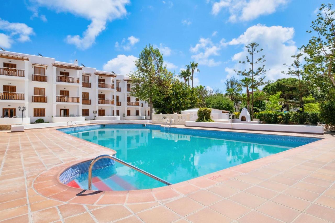 Azuline Apartamentos Can Sanso Santa Eularia des Riu Exterior photo