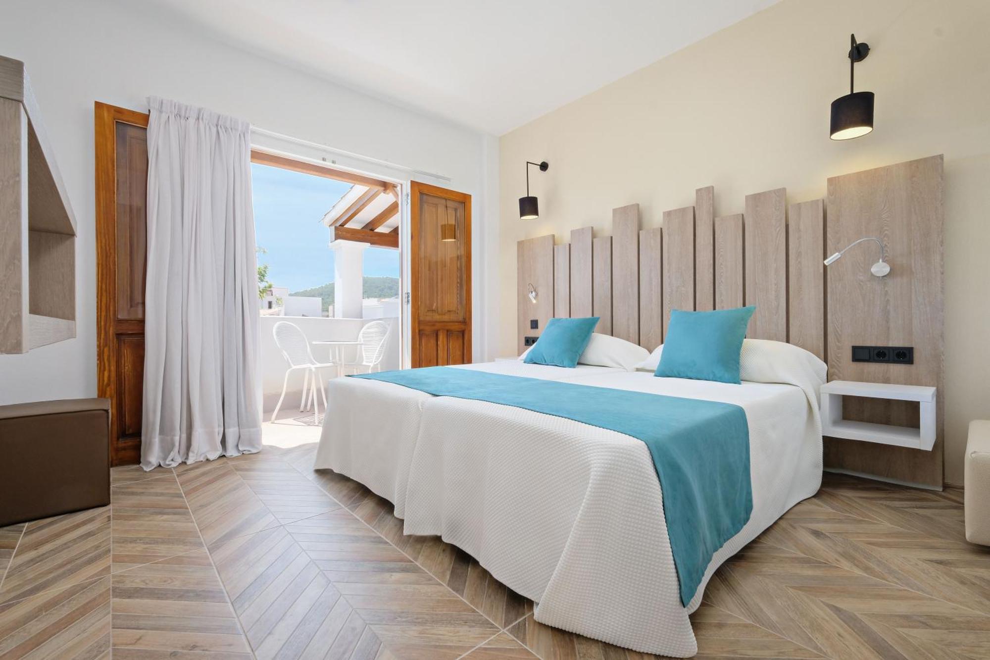 Azuline Apartamentos Can Sanso Santa Eularia des Riu Exterior photo